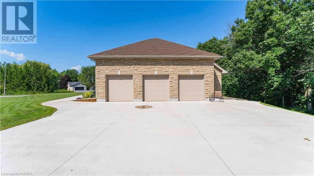 518 DEERVIEW Drive
