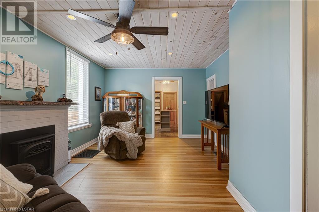 Listing 40463858 - Large Photo # 15