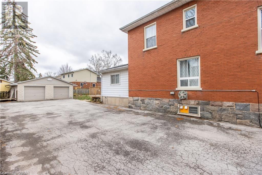 Listing 40464257 - Large Photo # 3