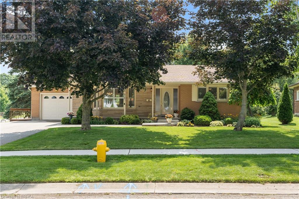 41 VICTOR Boulevard