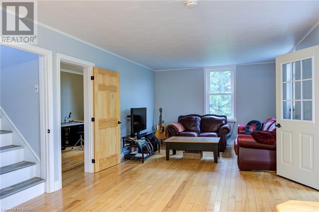 138237 GREY ROAD 112 Road
