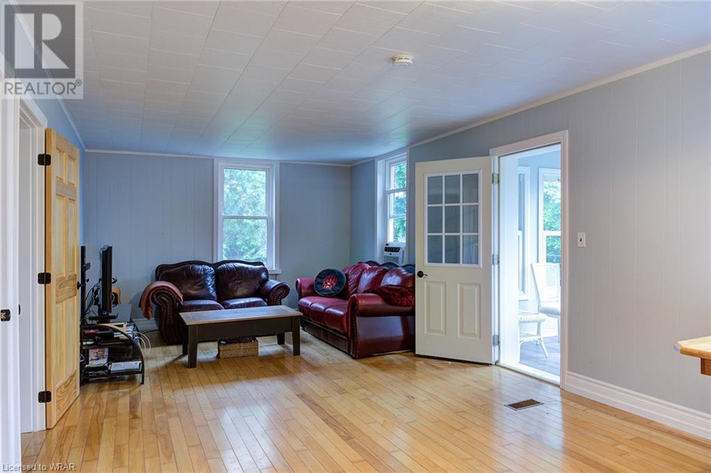 138237 GREY ROAD 112 Road