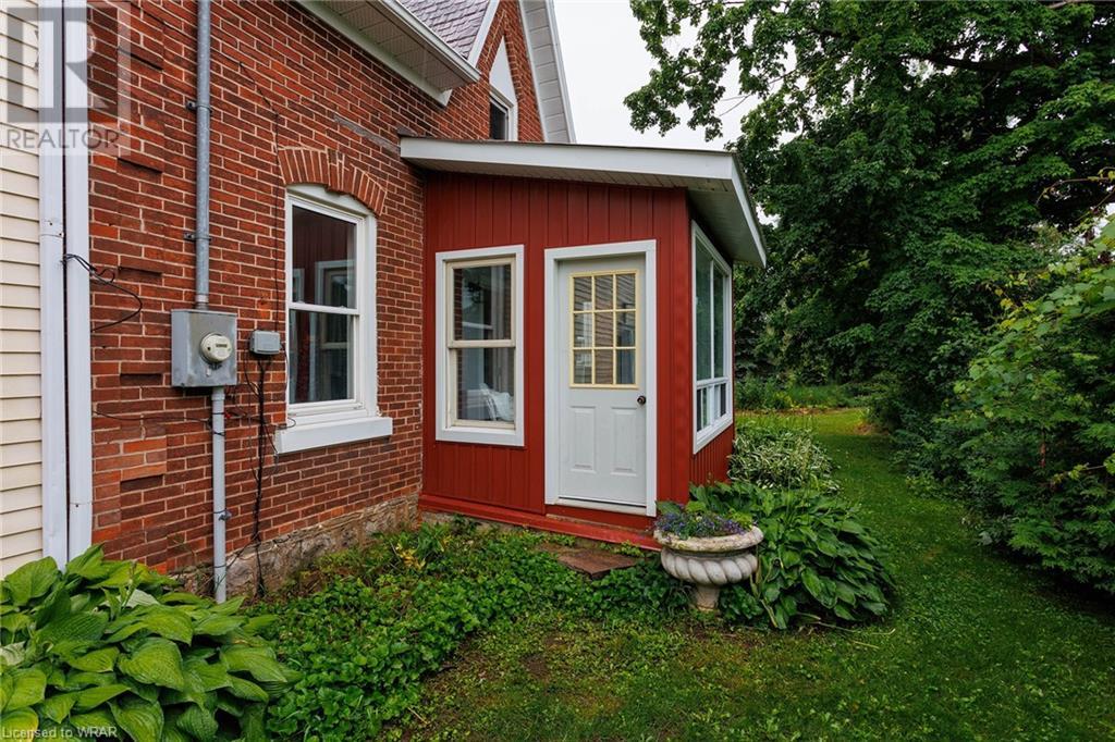138237 GREY ROAD 112 Road