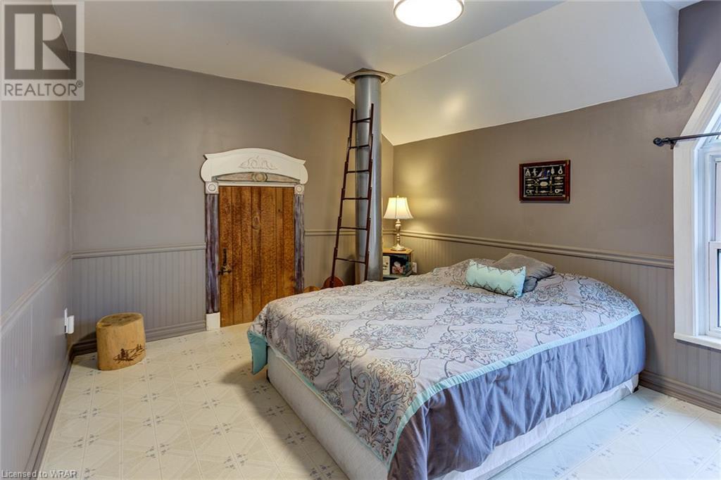 138237 GREY ROAD 112 Road
