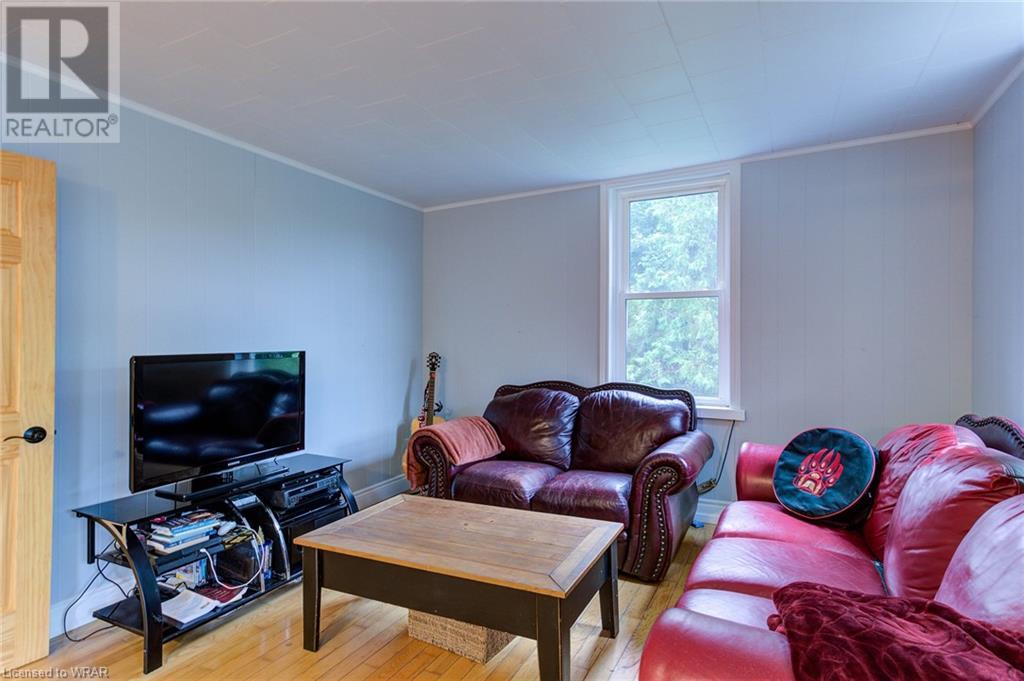 138237 GREY ROAD 112 Road