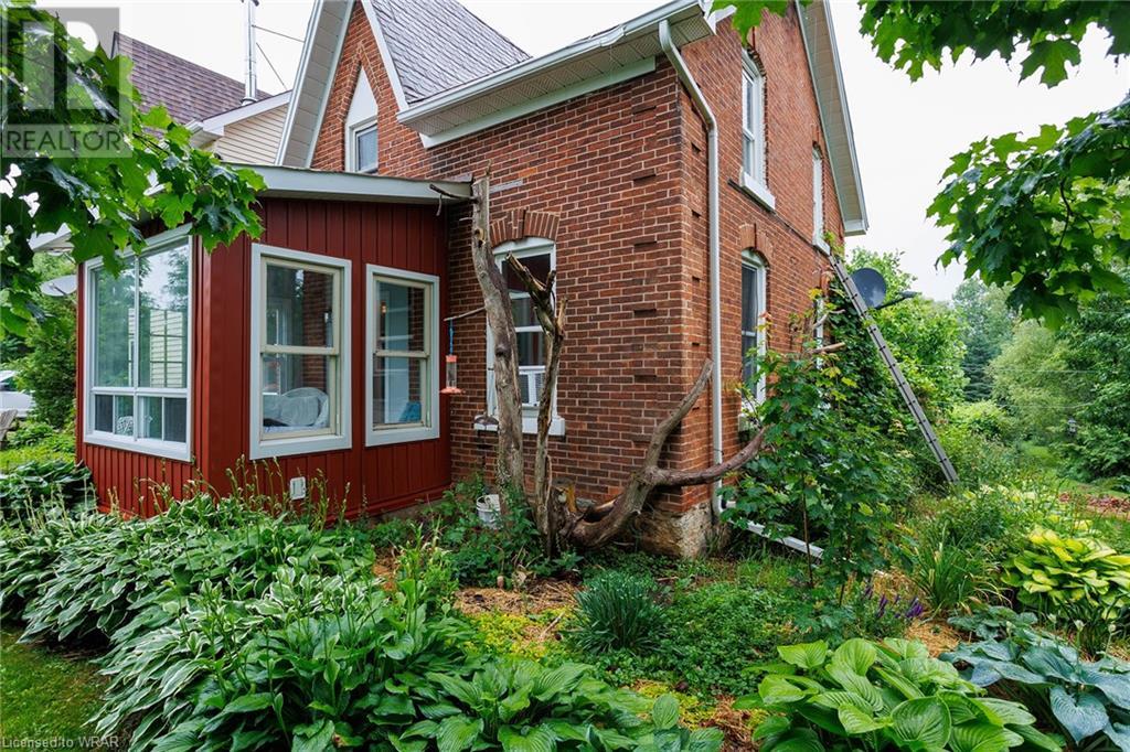 138237 GREY ROAD 112 Road