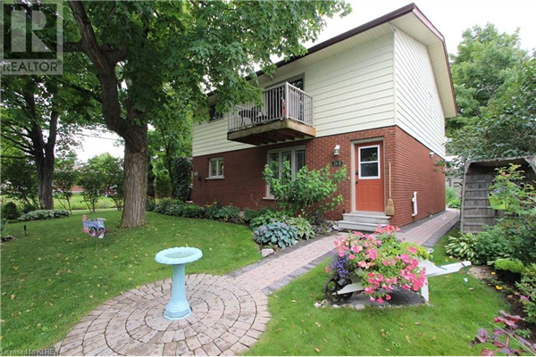 24 JOHN Street, Bobcaygeon