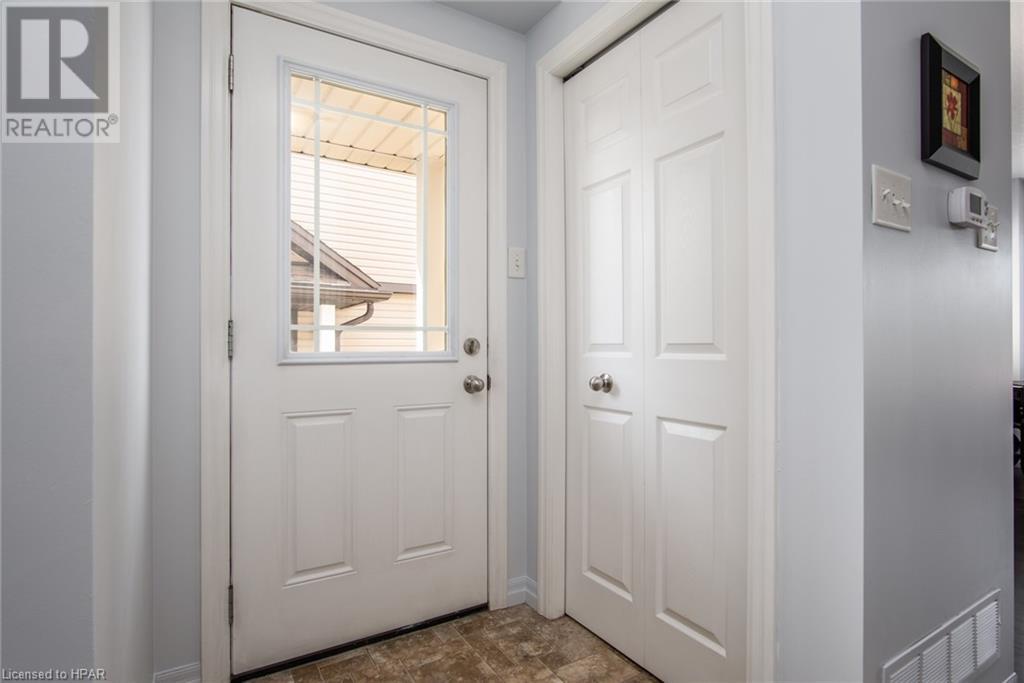 Listing 40465313 - Large Photo # 10