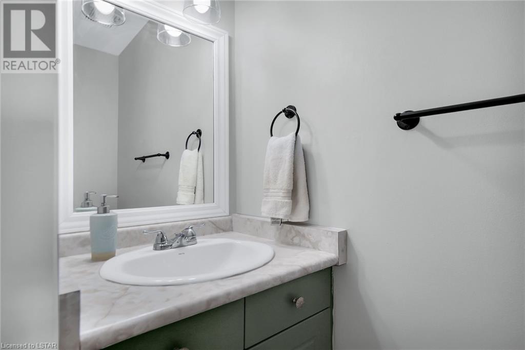 Listing 40465389 - Large Photo # 10