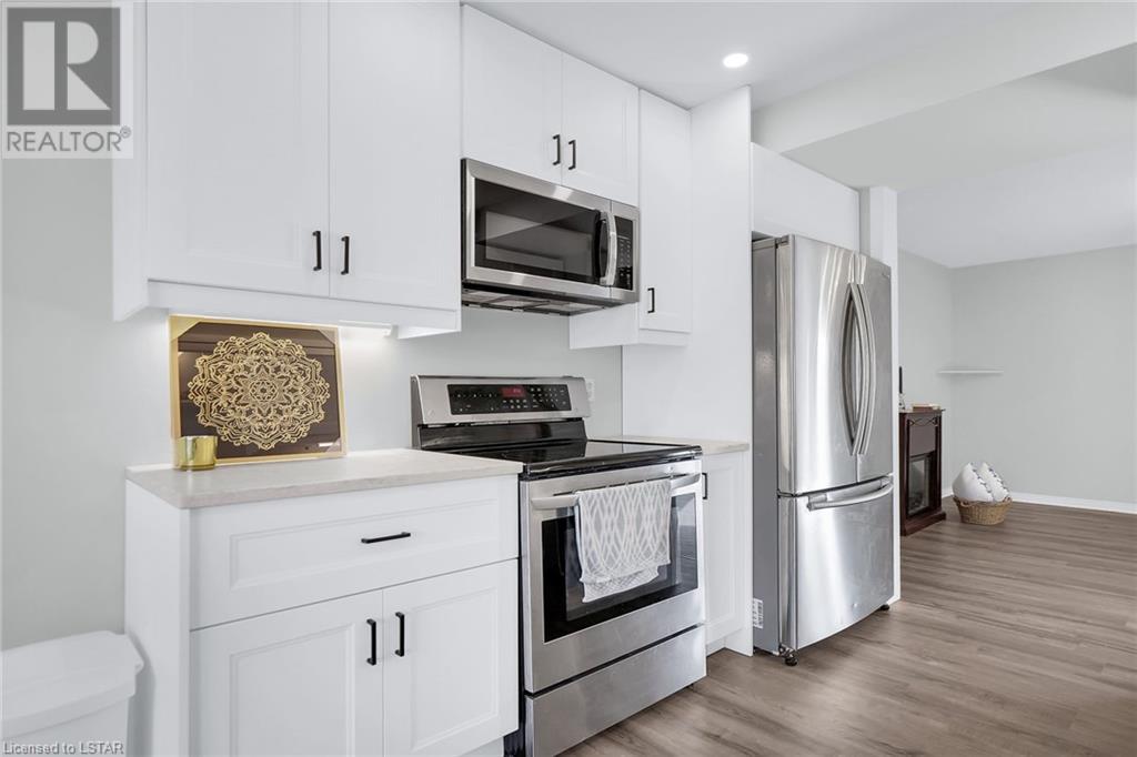 Listing 40465389 - Large Photo # 6