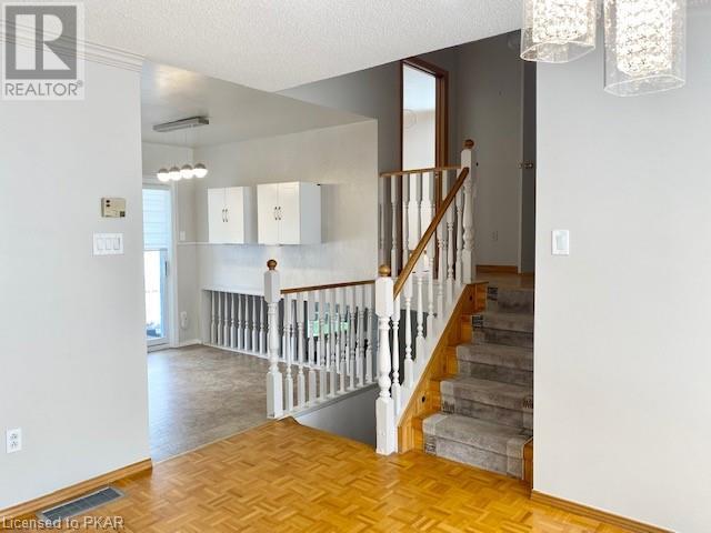 Listing 40465677 - Large Photo # 13