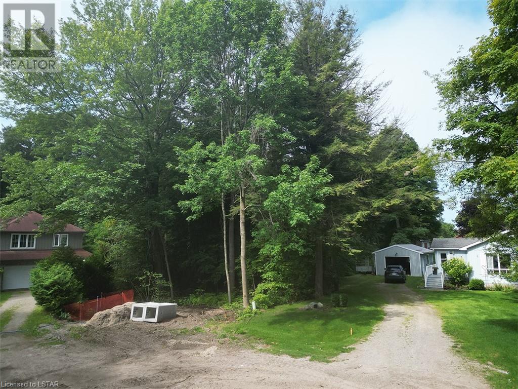Listing 40466015 - Large Photo # 3