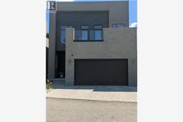 495 OAKRIDGE Drive Unit# 11, London