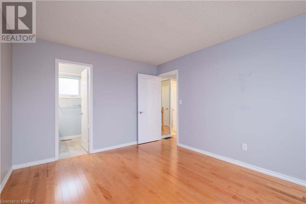 Listing 40466510 - Large Photo # 36