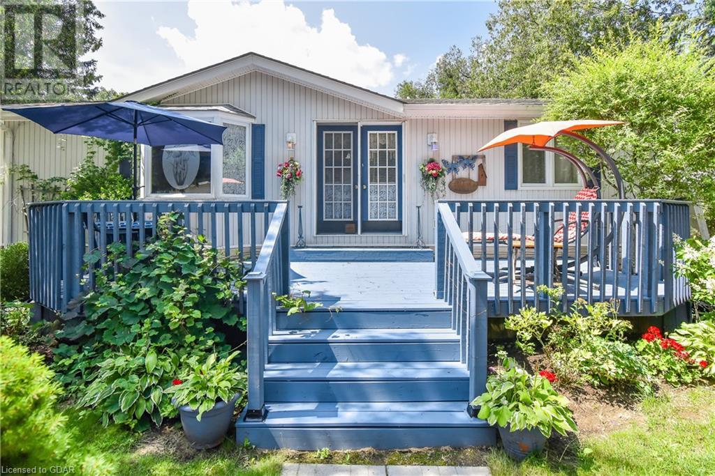 11 SPRUCE Avenue