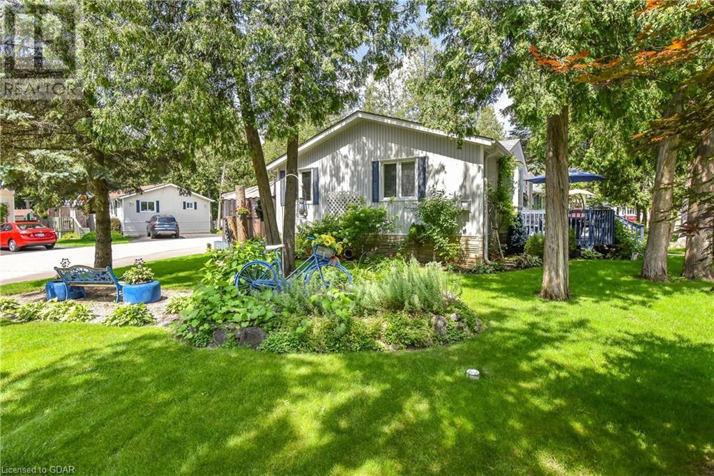 11 SPRUCE Avenue