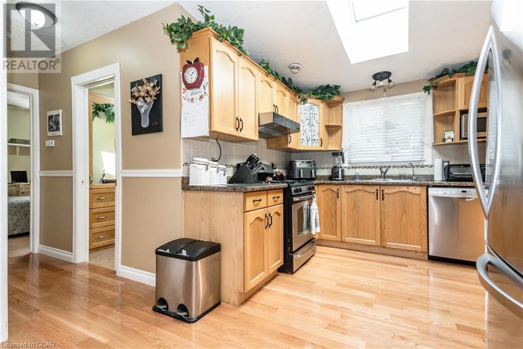 11 SPRUCE Avenue