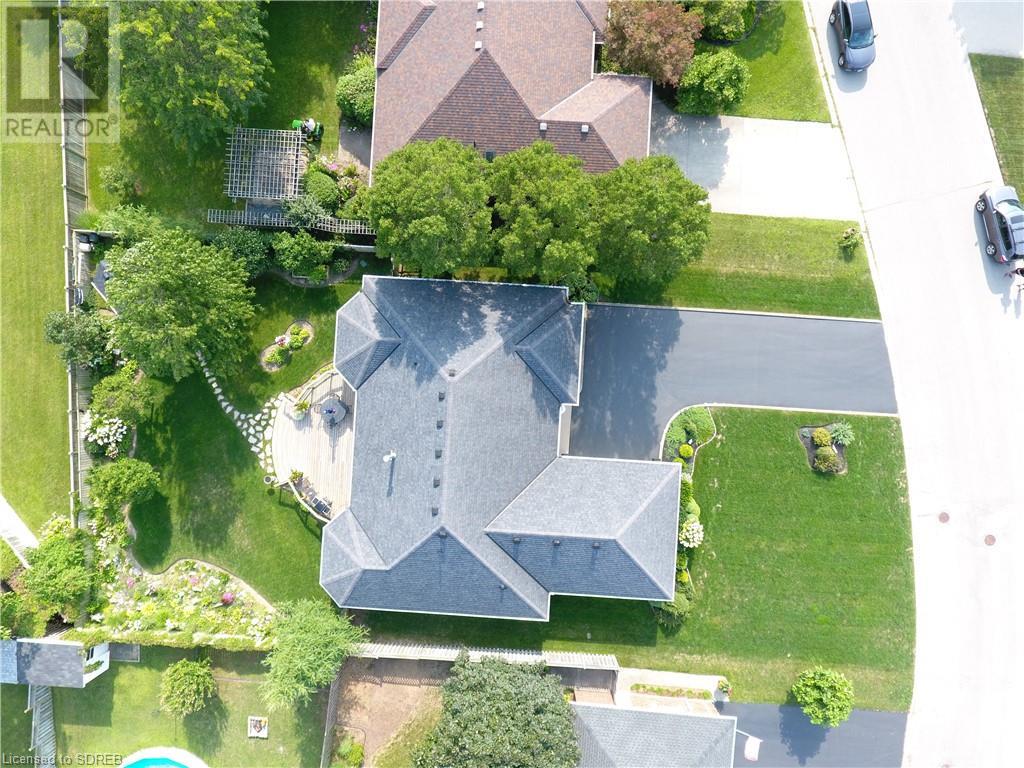 6 WERRET Avenue