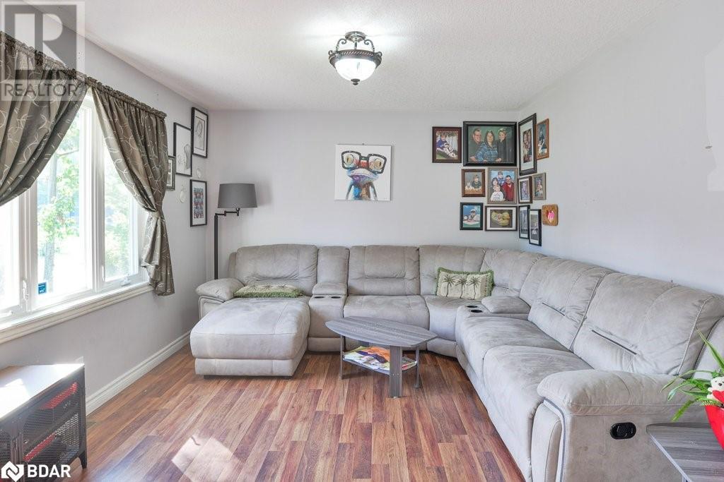 Listing 40467558 - Large Photo # 5