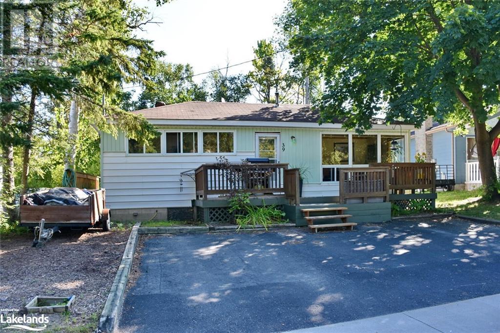 Listing 40468212 - Large Photo # 1