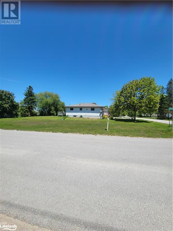 268 KINGFISHER Avenue