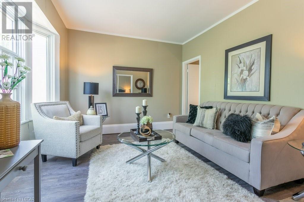Listing 40468486 - Large Photo # 3
