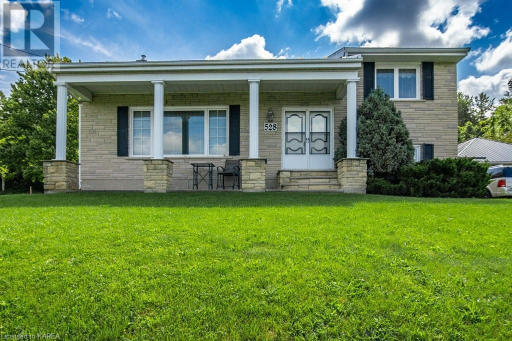 528 PALACE Road