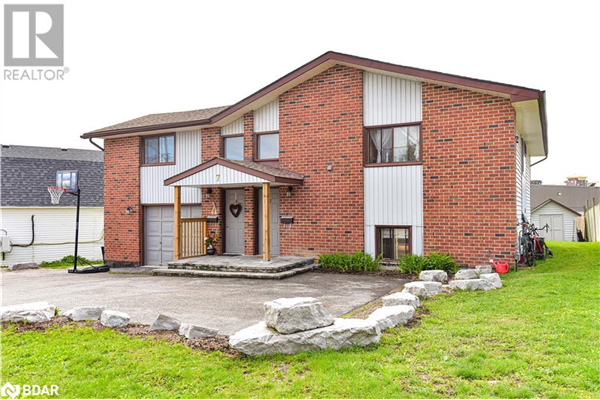 7 DUNN Avenue, Orillia
