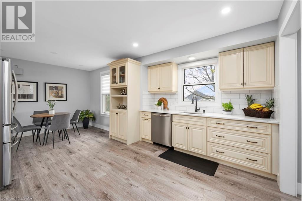 180 VALLEYVIEW Drive