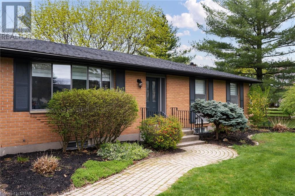 180 VALLEYVIEW Drive