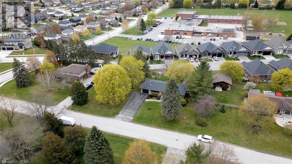 180 VALLEYVIEW Drive