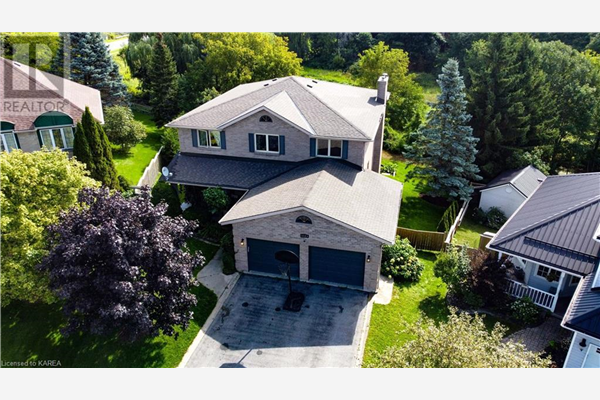 1098 CAITLIN Crescent, Kingston