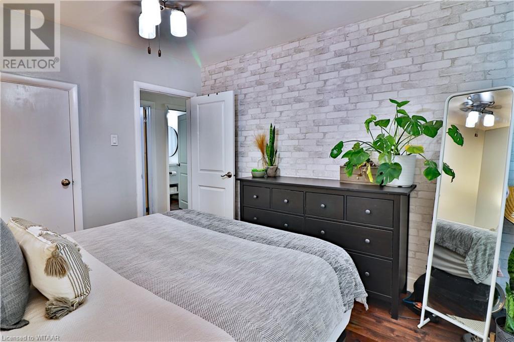 Listing 40469617 - Large Photo # 11