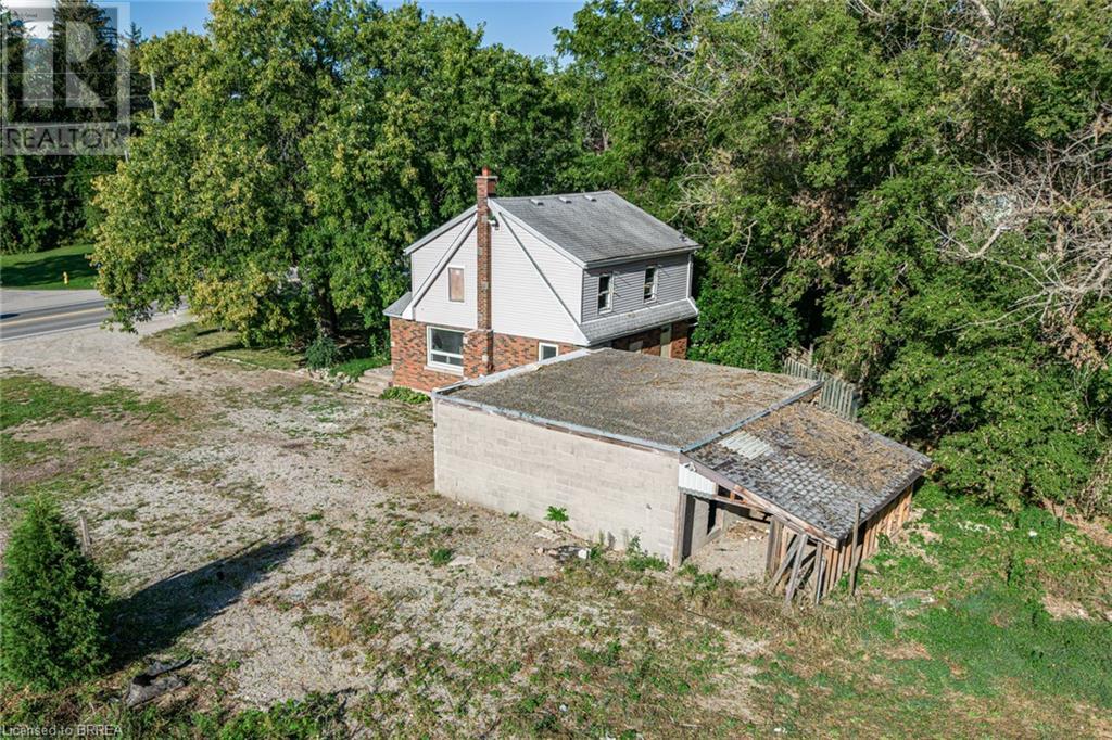 556 PARIS Road