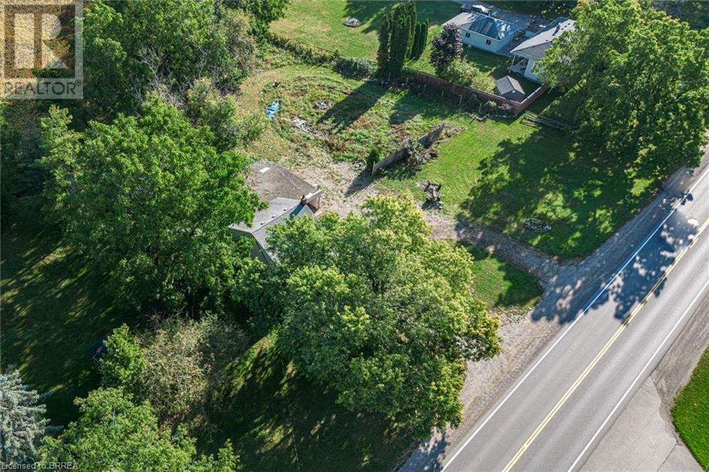 556 PARIS Road