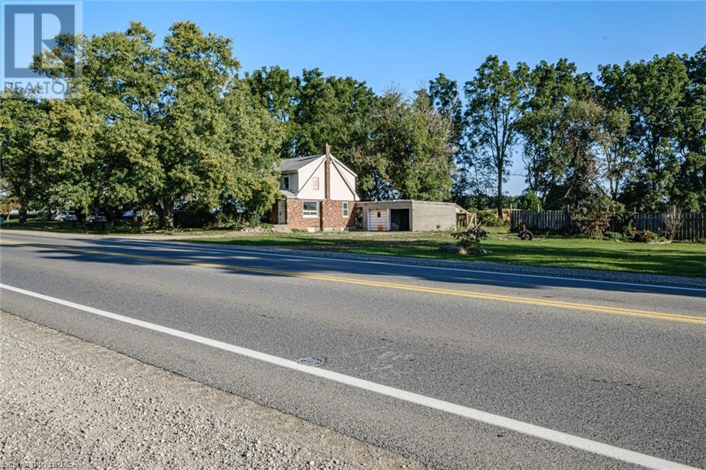 556 PARIS Road