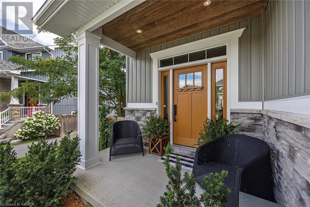 211 MACDOUGALL Drive