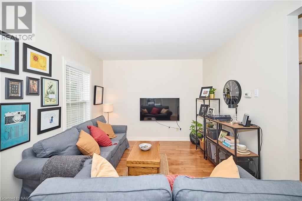 Listing 40470130 - Large Photo # 10