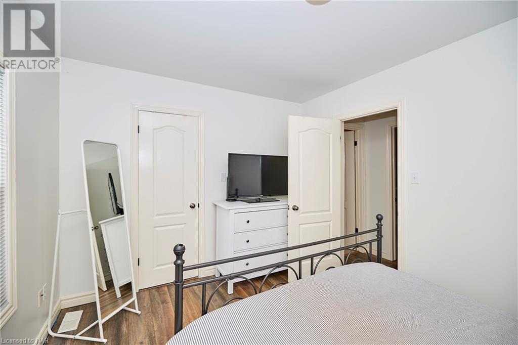 Listing 40470130 - Large Photo # 29