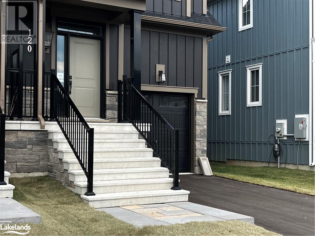 120 BLACK WILLOW Crescent