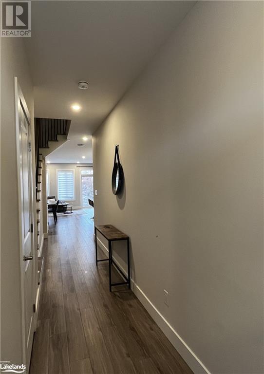 120 BLACK WILLOW Crescent