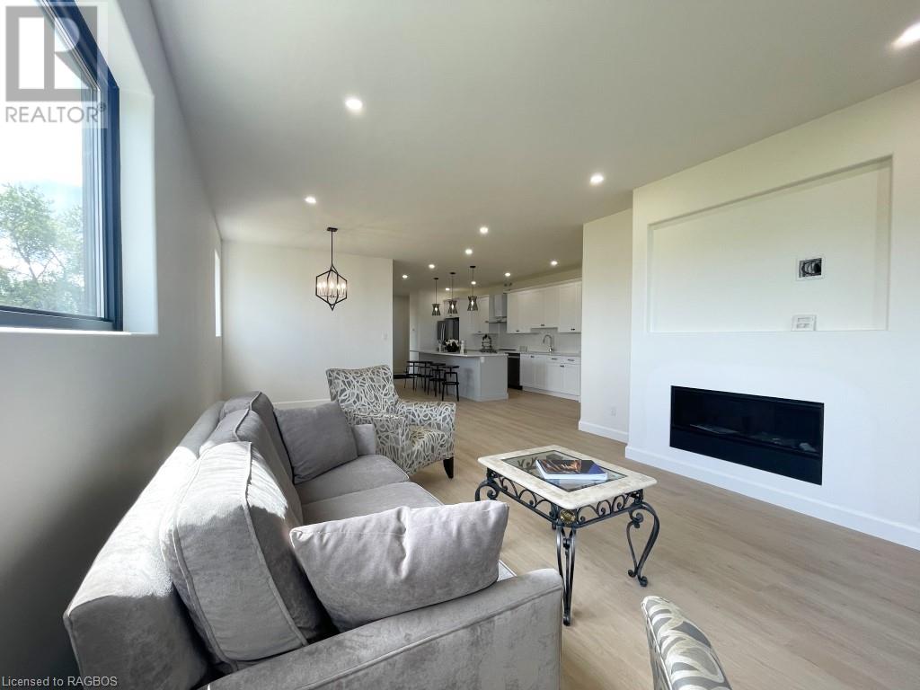 Listing 40470348 - Large Photo # 10