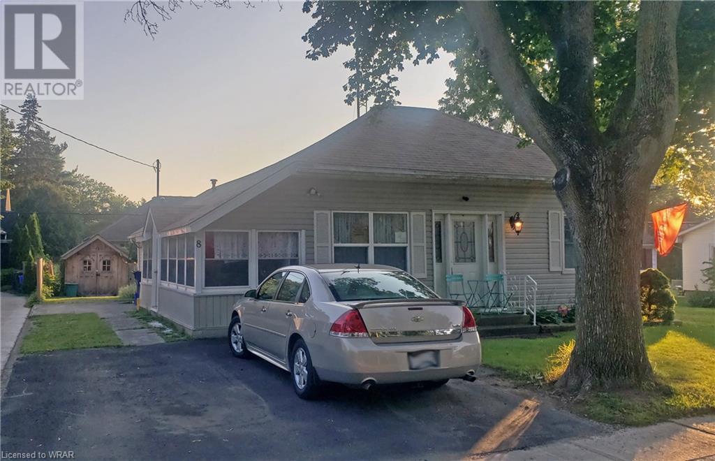 8 HEAD Street