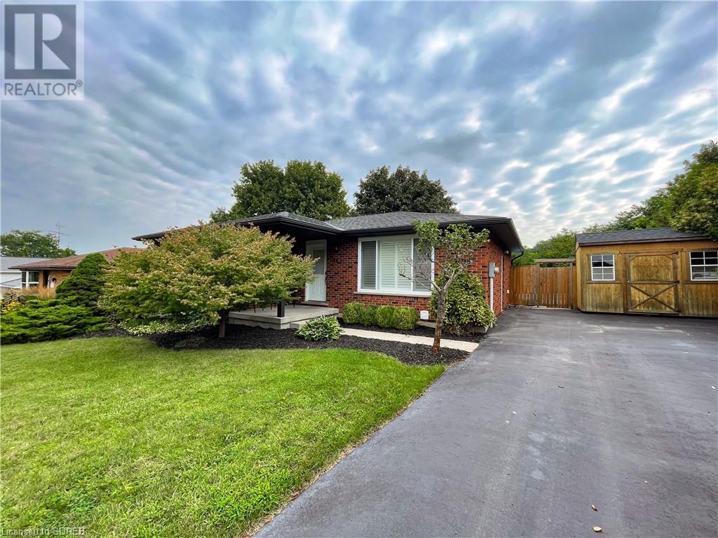 18 ORCHARD Crescent