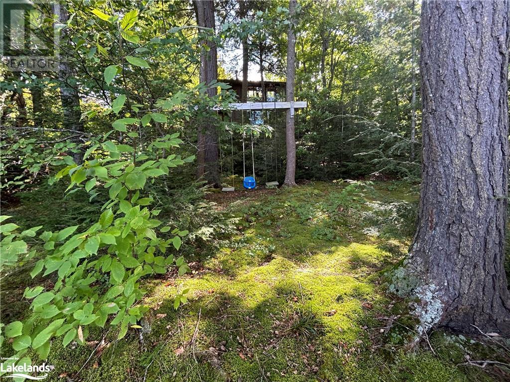 5296 KENNISIS LAKE Road