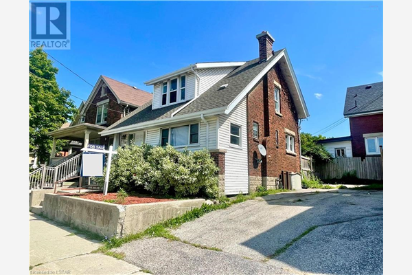 202 WHARNCLIFFE Road S, London