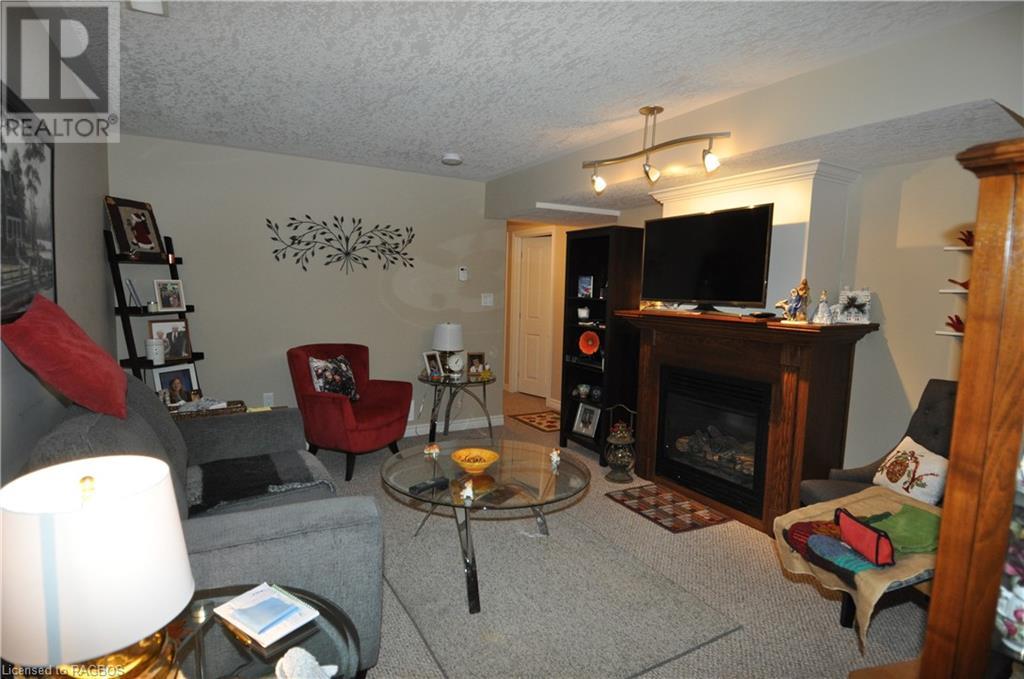 939 5TH AVENUE A E