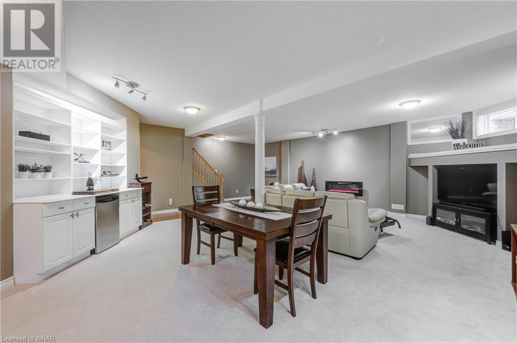 153 DEVONSHIRE Drive Unit# 24