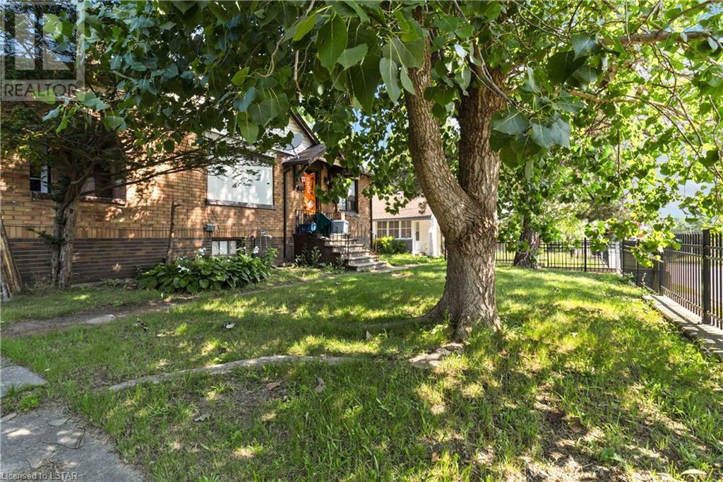 Listing 40471796 - Large Photo # 2