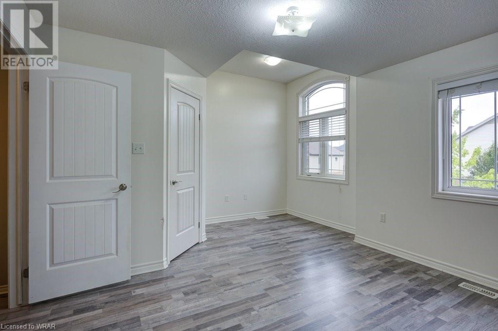 Listing 40472132 - Large Photo # 17